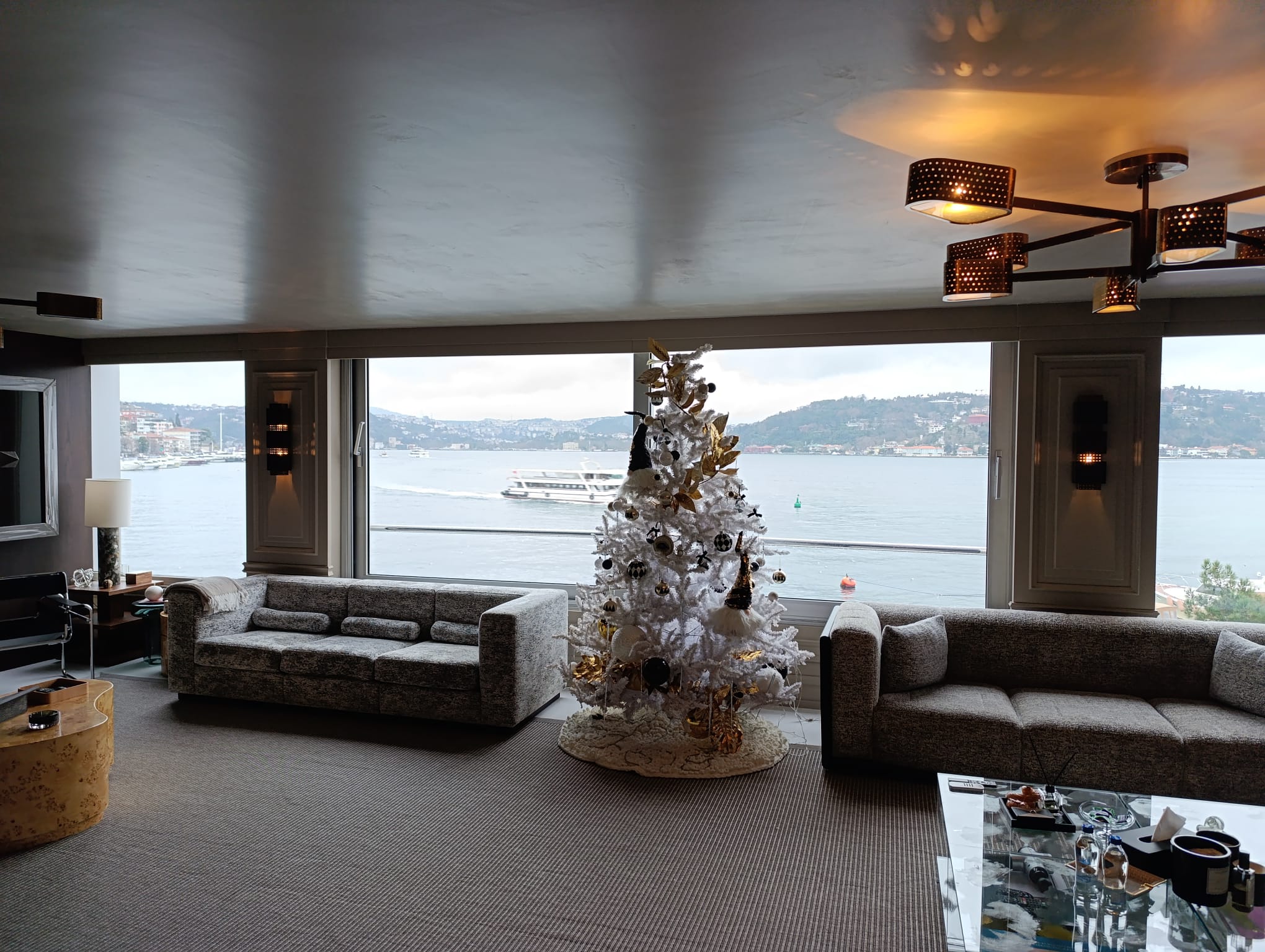 BEBEK TE DENİZE SIFIR YALI DİARESİ